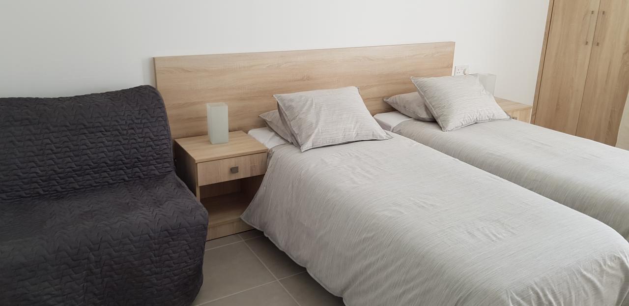 Myriama Apartments 아이아 나파 외부 사진